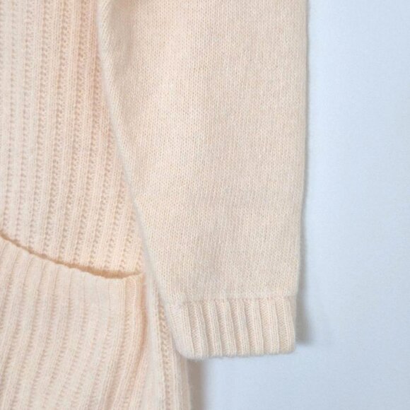 Soft Cozy Vintage Wool Long Sweater with Pockets - Picture 5 of 10
